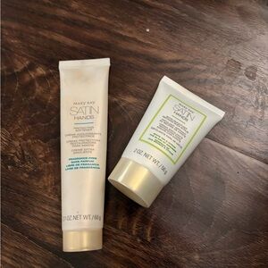 Mary Kay Satin Hands